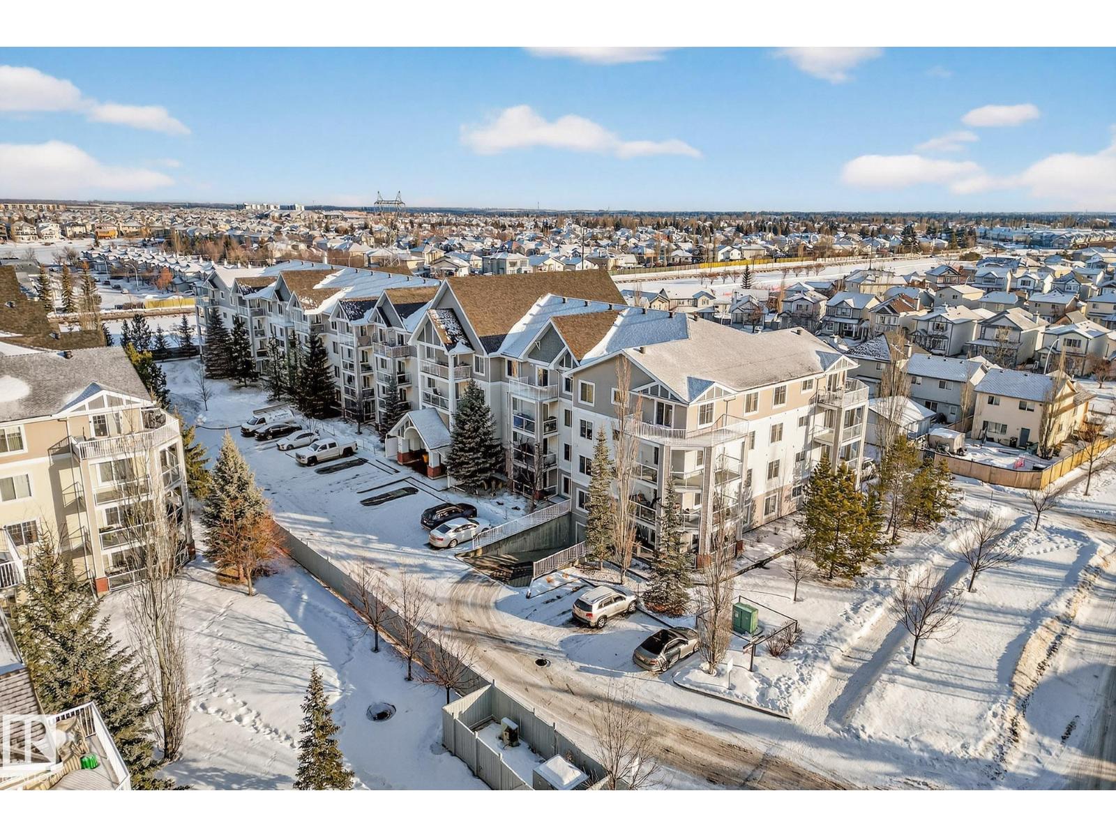 #414 13710 150 AV NW, edmonton, Alberta