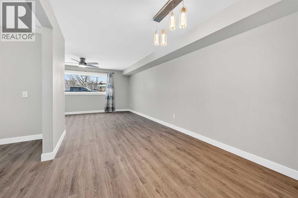 7717 & 7719 41 Avenue Nw, Calgary, Alberta  T3B 1X7 - Photo 4 - A2301698