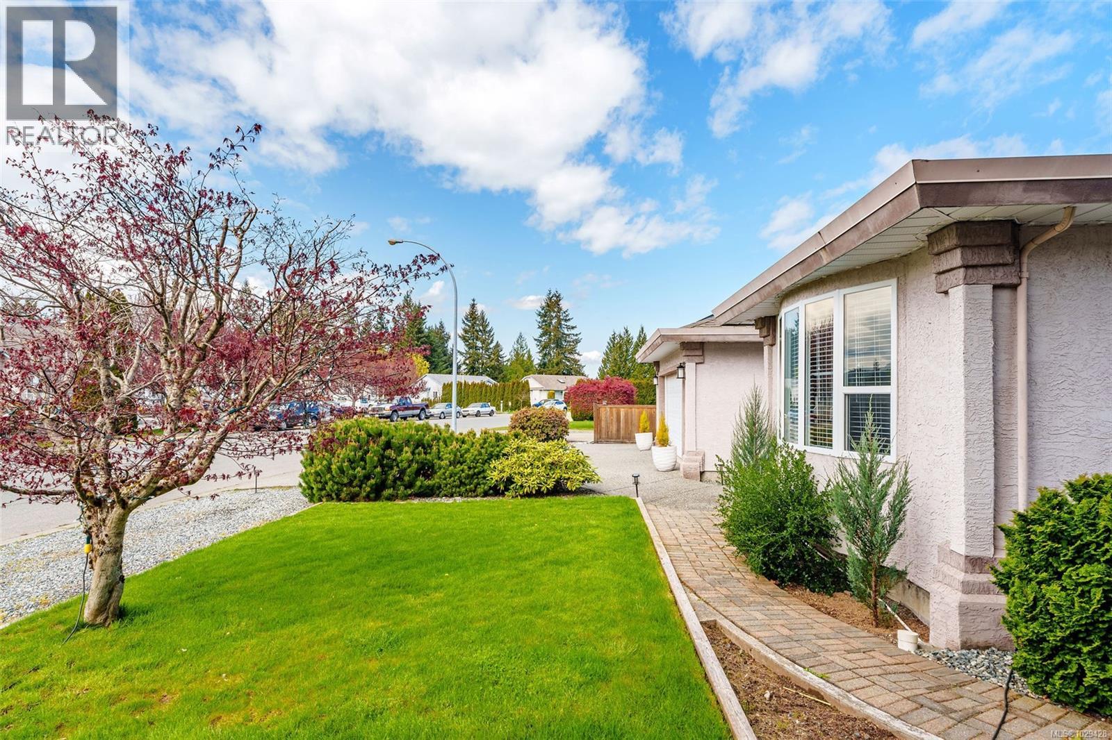 1149 Walkem Rd, Ladysmith, British Columbia  V9G 1P7 - Photo 55 - 1029428