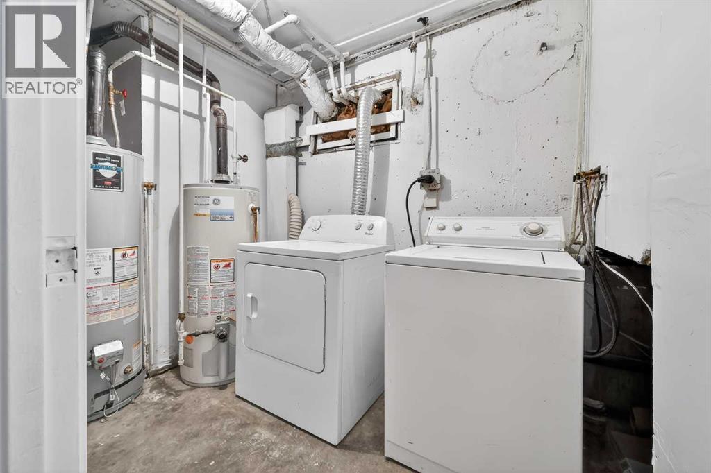 7717 & 7719 41 Avenue Nw, Calgary, Alberta  T3B 1X7 - Photo 13 - A2301698