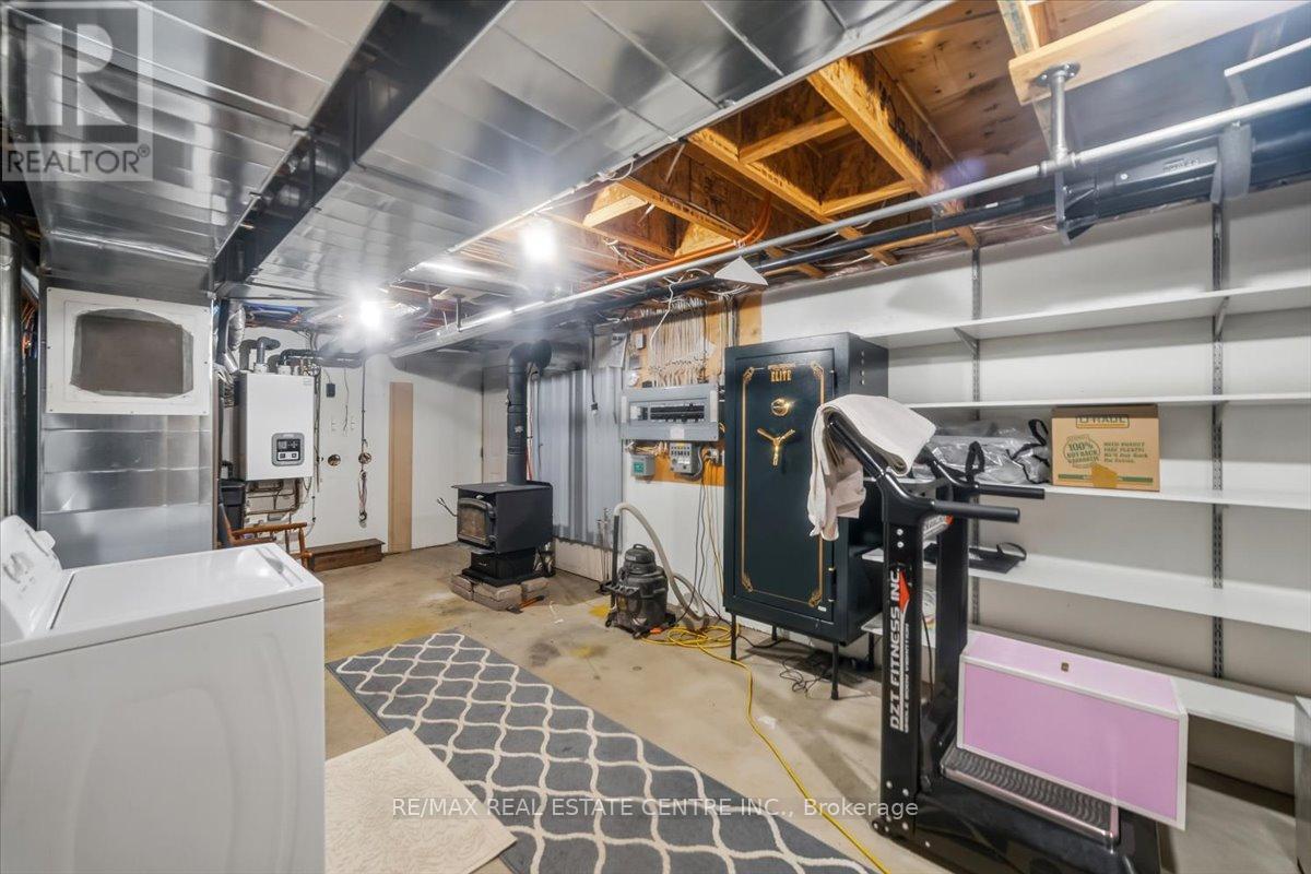 653 Glen Morris Road W, Waterloo, Ontario  N0B 1W0 - Photo 40 - X13016912