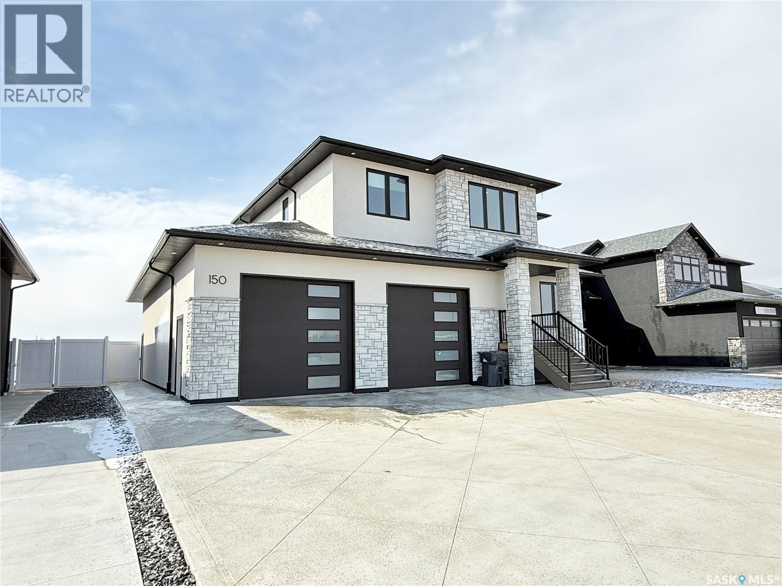 150 Delaet Drive, Weyburn, Saskatchewan  S4H 3B9 - Photo 2 - SK033332