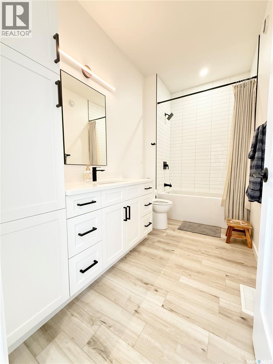 150 Delaet Drive, Weyburn, Saskatchewan  S4H 3B9 - Photo 34 - SK033332