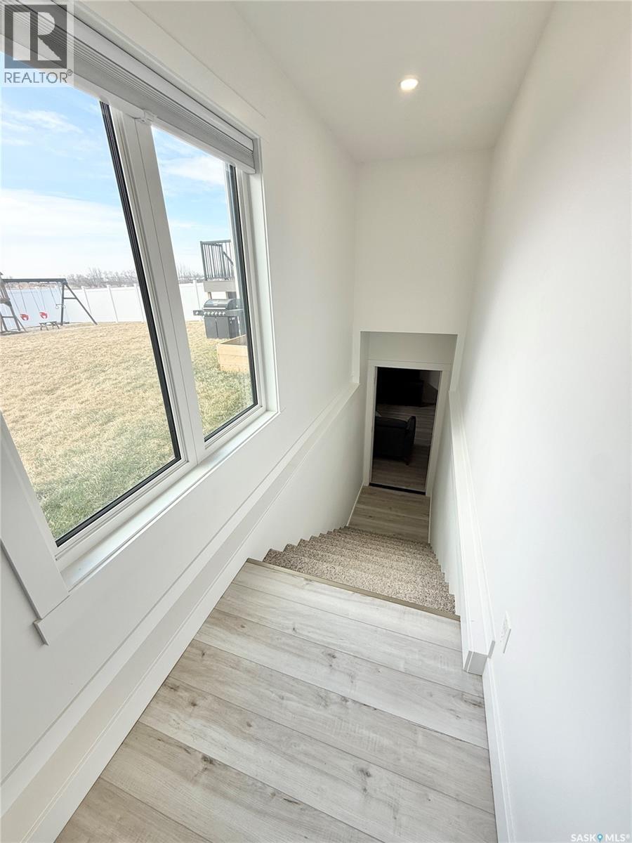 150 Delaet Drive, Weyburn, Saskatchewan  S4H 3B9 - Photo 39 - SK033332