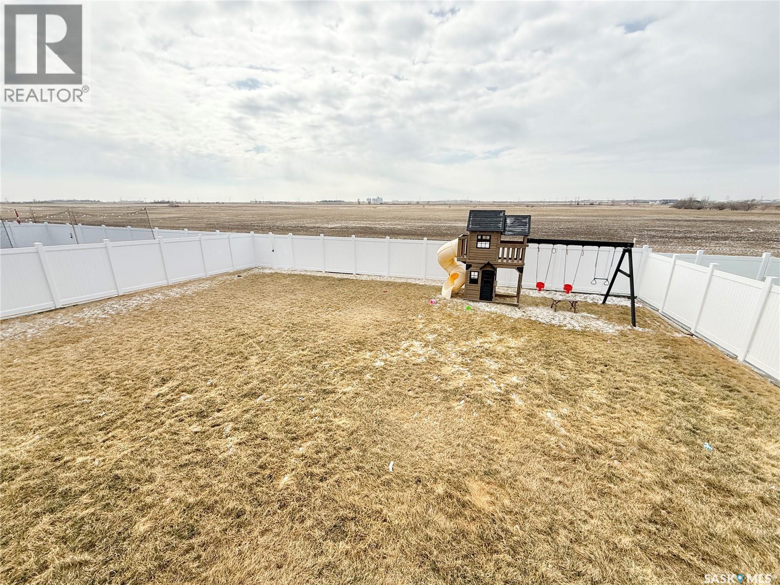 150 Delaet Drive, Weyburn, Saskatchewan  S4H 3B9 - Photo 49 - SK033332