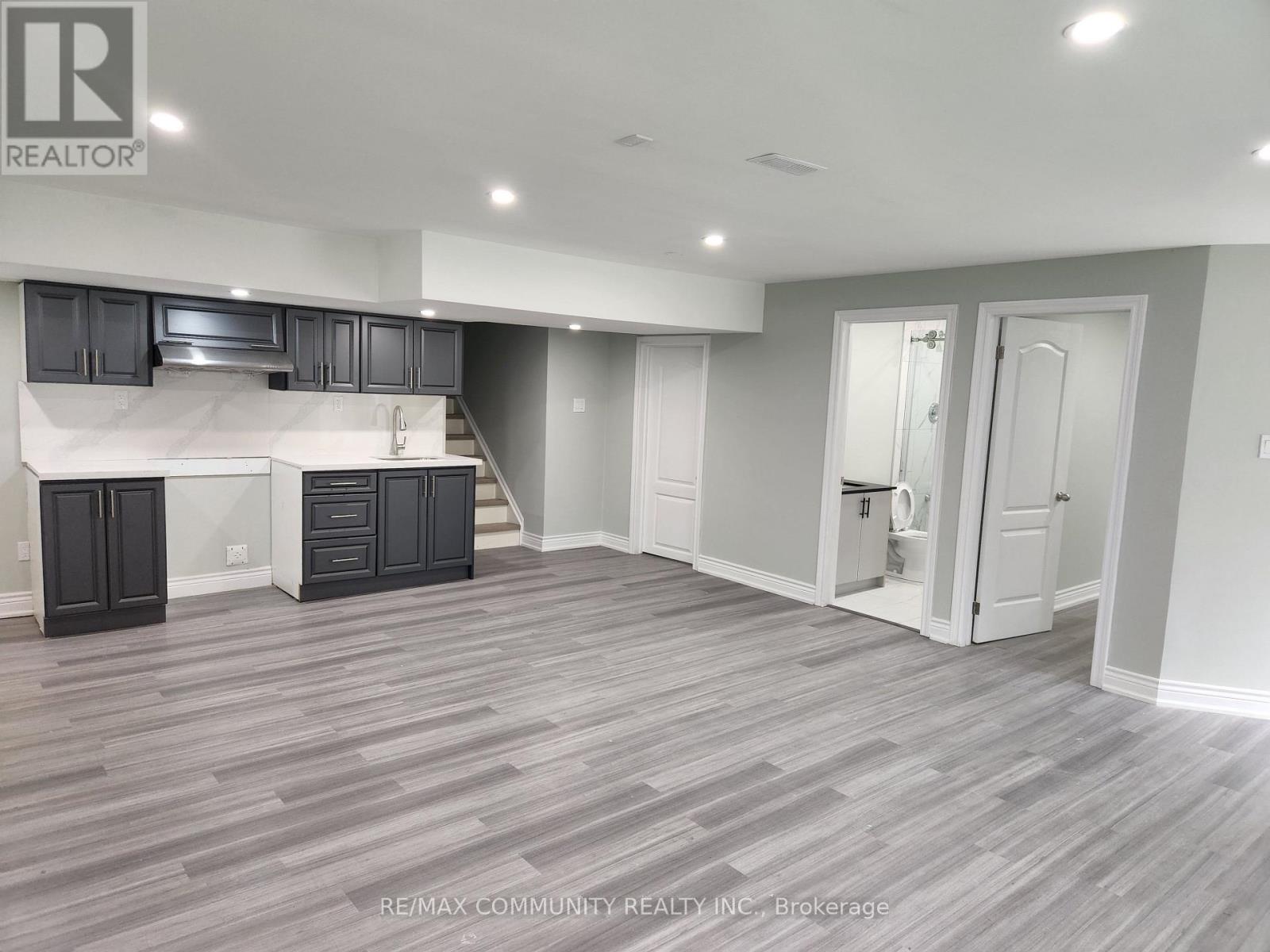 Basement - 802 Cedarvale Drive, Innisfil, Ontario  L9S 4L4 - Photo 6 - N13016748