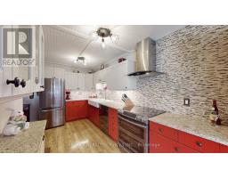 72 CARISBROOKE COURT, Brampton, Ontario