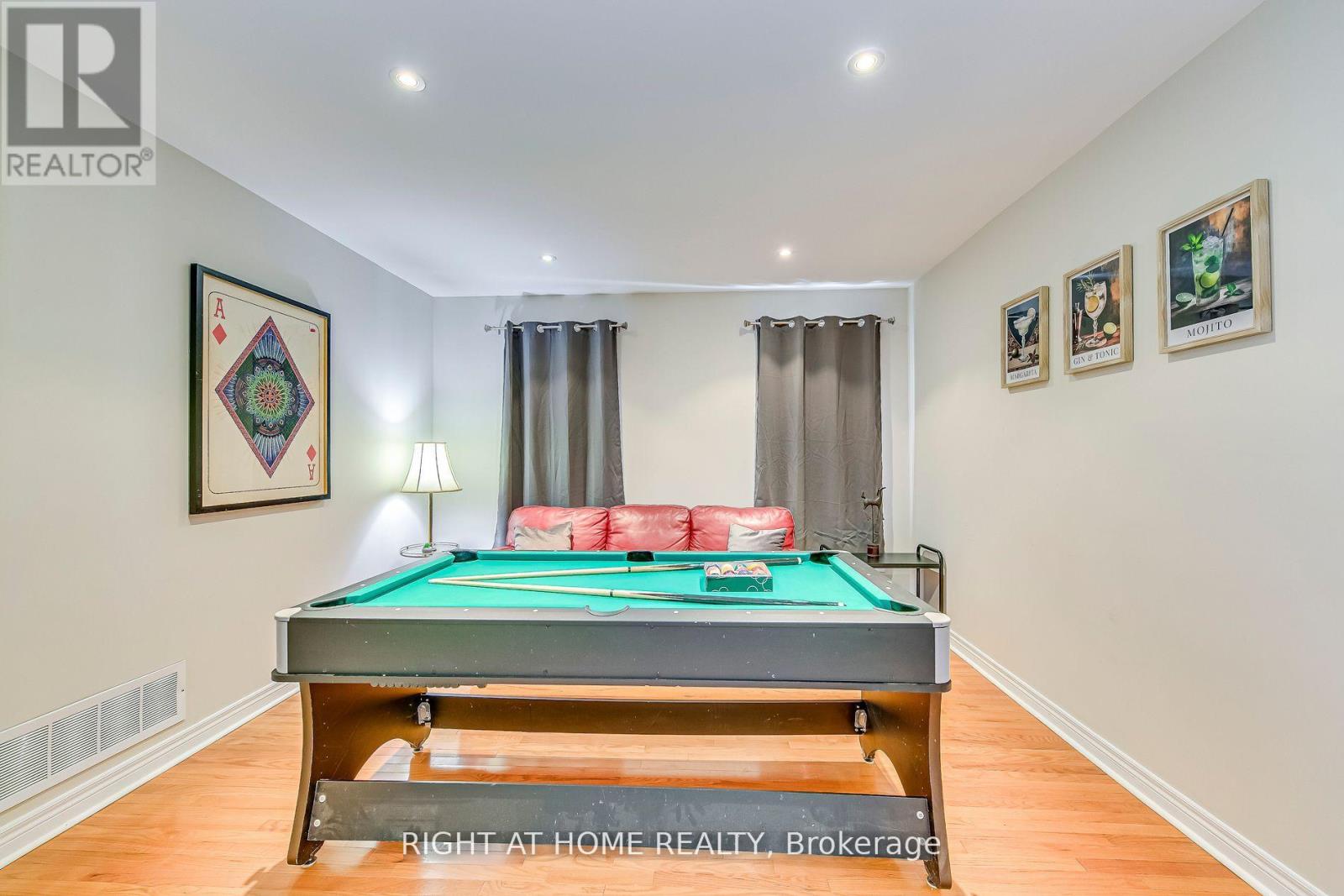 814 Brass Winds Place, Mississauga, Ontario  L5W 1T4 - Photo 10 - W12950684