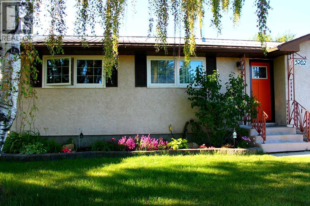 5202 44 Street, Olds, Alberta  T4H 1A6 - Photo 48 - A2294616