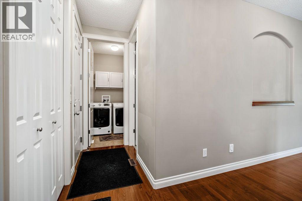 1907 Riverside Drive NW, High River, Alberta  T1V 0A6 - Photo 4 - A2301843