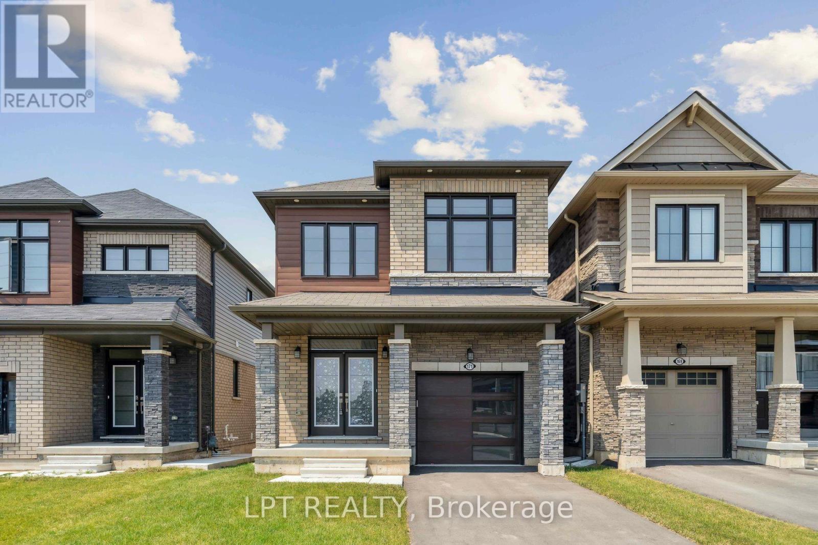 171 Vanilla Trail, Thorold, Ontario  L2V 0L2 - Photo 3 - X13010326