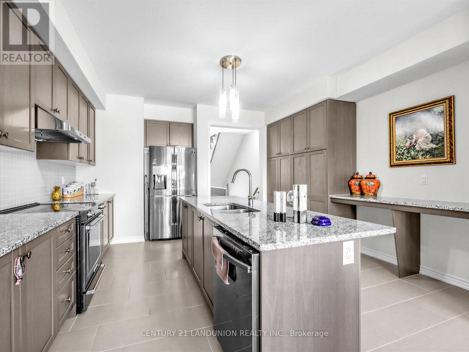 10941 Victoria Square Boulevard, Markham, Ontario  L6C 0Z3 - Photo 10 - N13016930