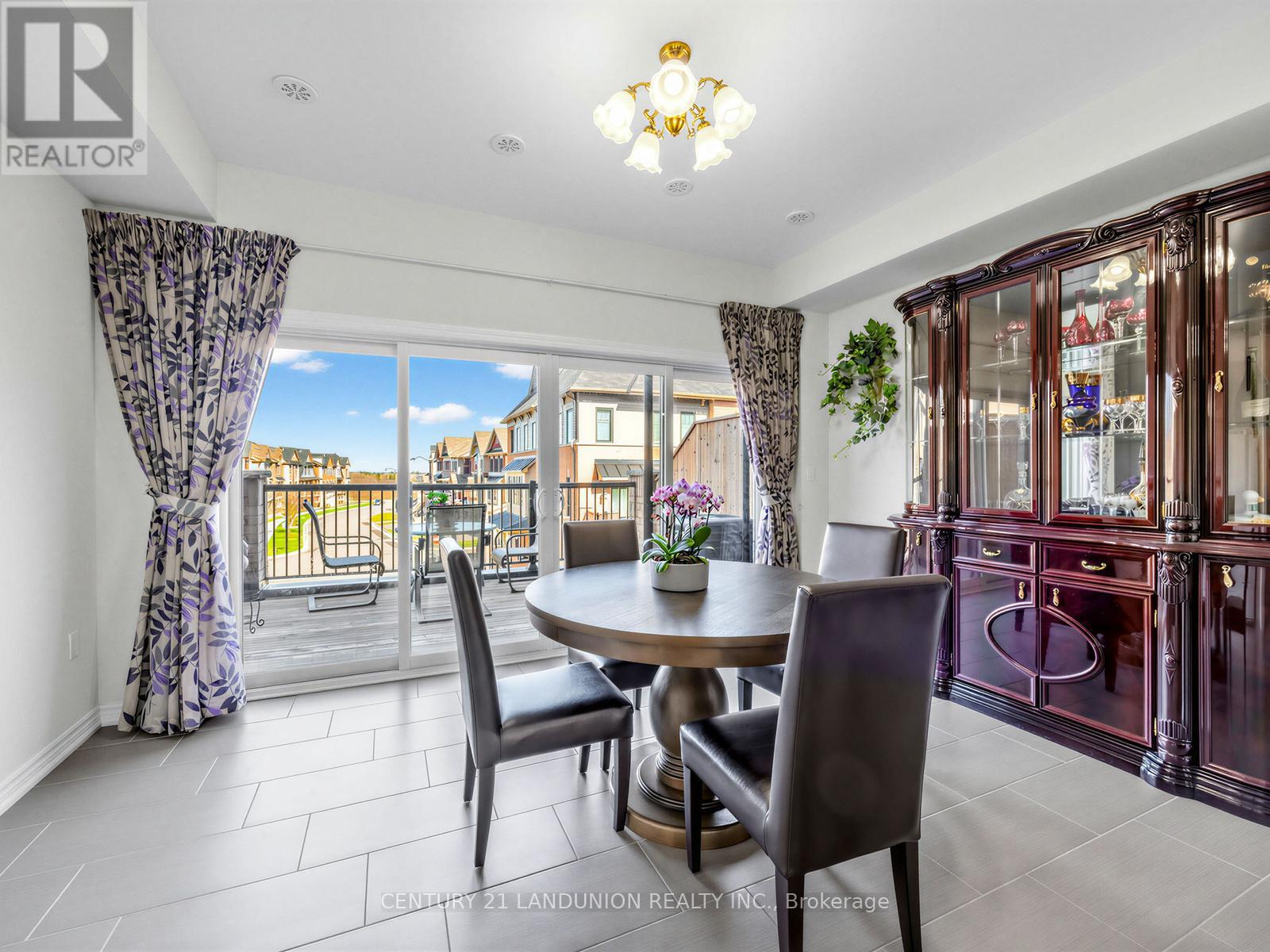 10941 Victoria Square Boulevard, Markham, Ontario  L6C 0Z3 - Photo 8 - N13016930