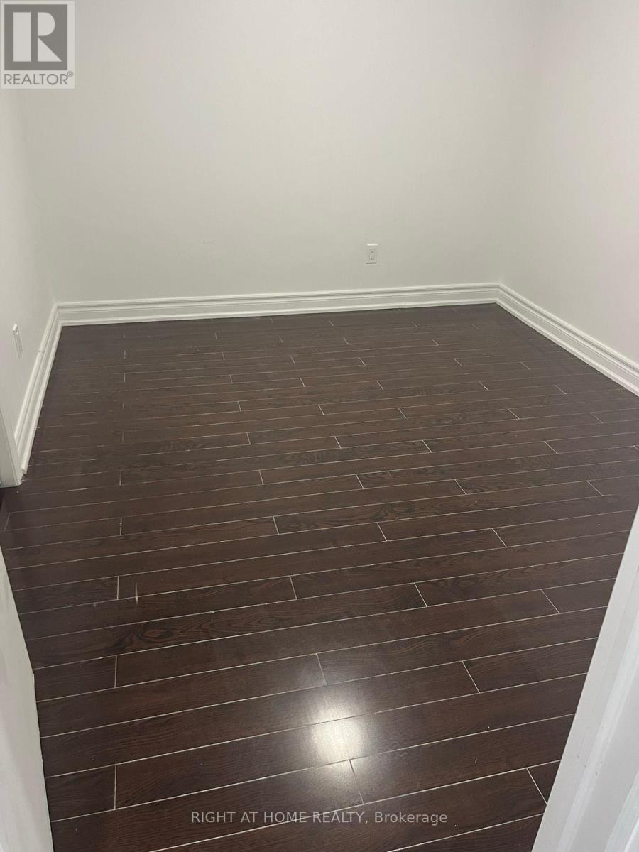 2802 Hollington Crescent, Mississauga, Ontario  L5K 1E9 - Photo 5 - W13016924