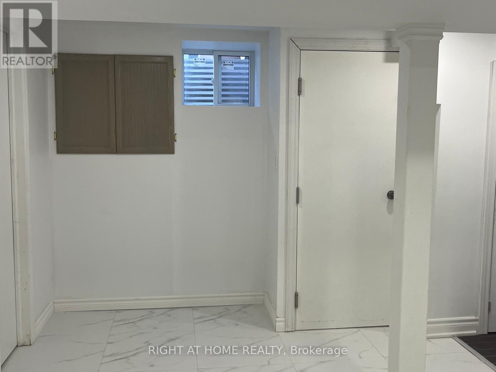 2802 Hollington Crescent, Mississauga, Ontario  L5K 1E9 - Photo 6 - W13016924