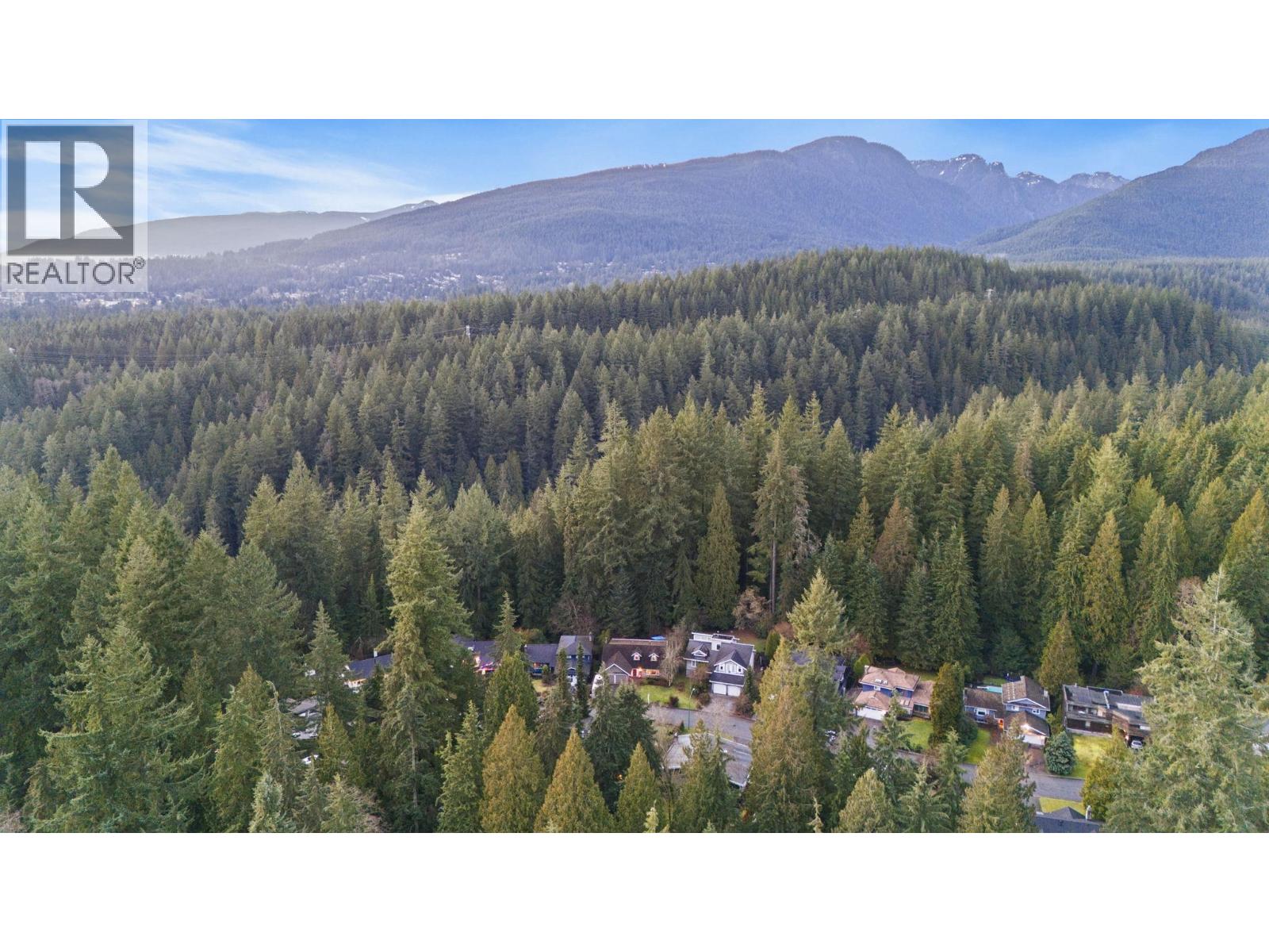 2569 Hyannis Point, North Vancouver, British Columbia  V7H 1R9 - Photo 31 - R3086932