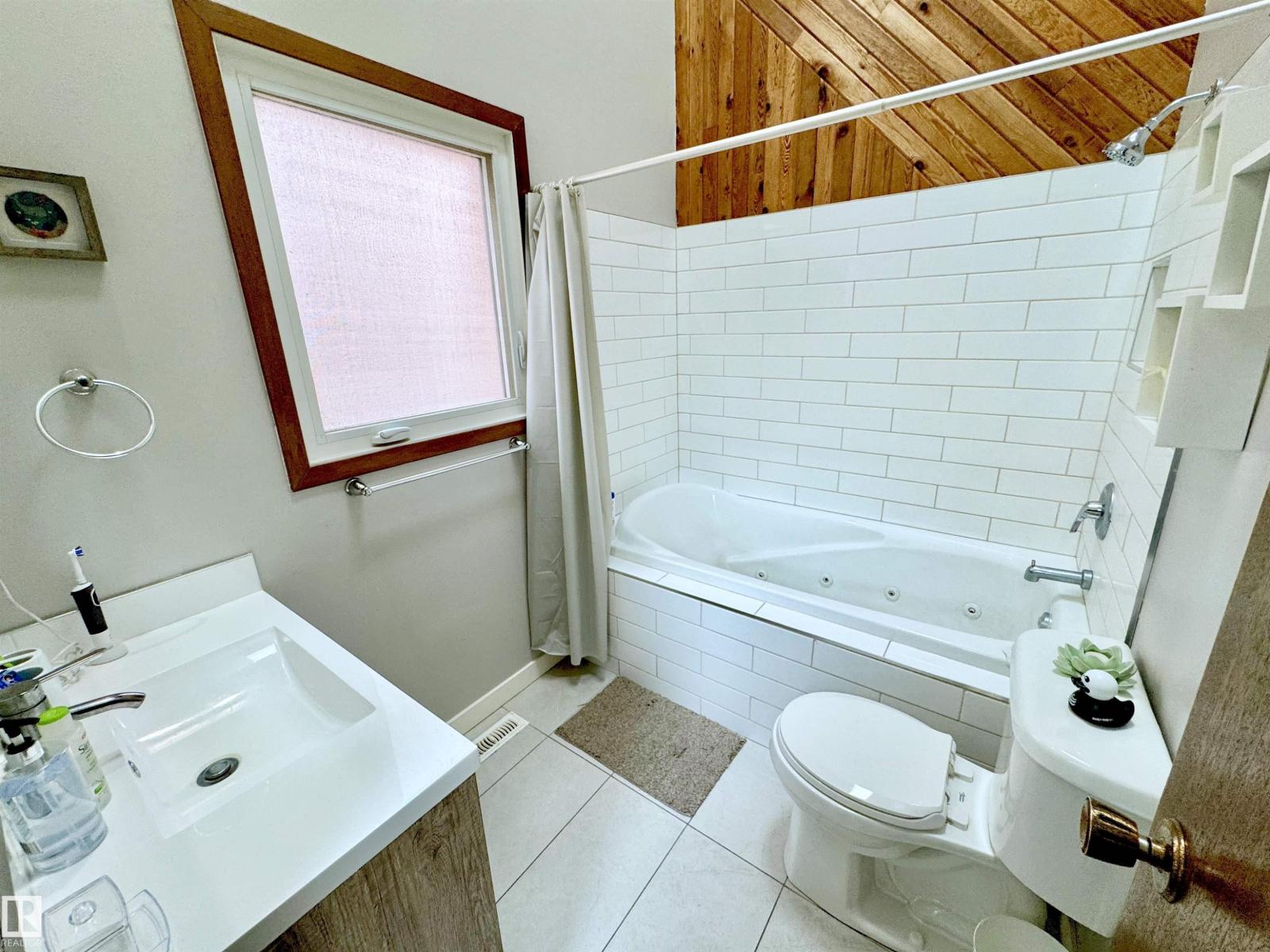 10346a 121 St Nw, Edmonton, Alberta  T5N 1P2 - Photo 59 - E4483095