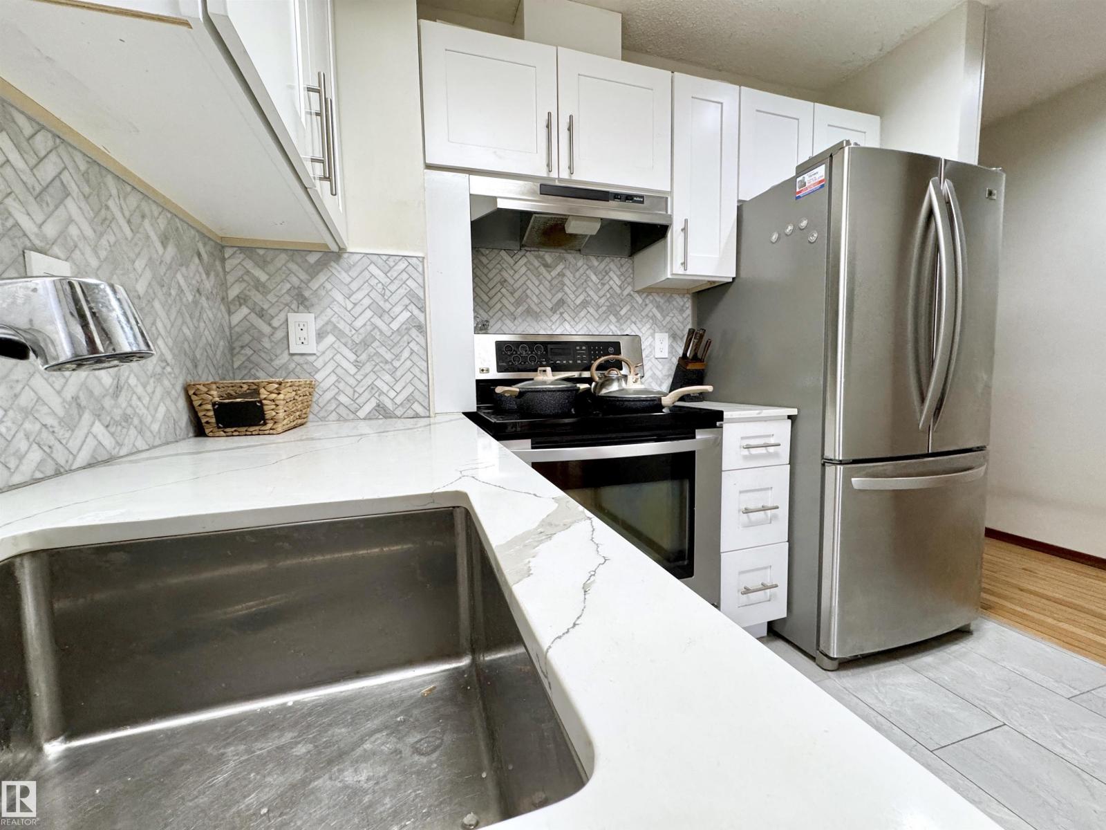 10346a 121 St Nw, Edmonton, Alberta  T5N 1P2 - Photo 8 - E4483095