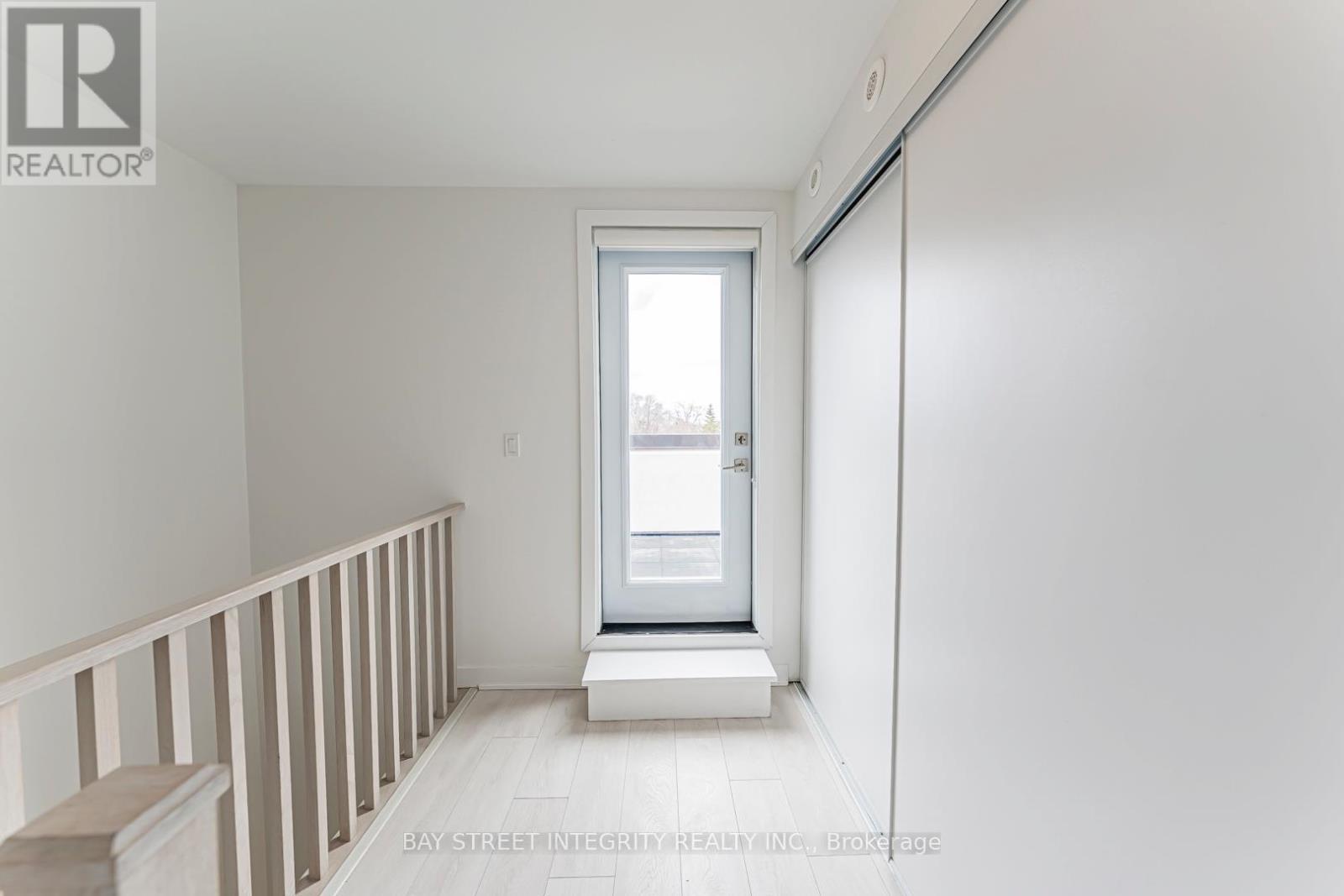 7 - 4045 Hickory Drive, Mississauga, Ontario  L4W 1L1 - Photo 37 - W12954824