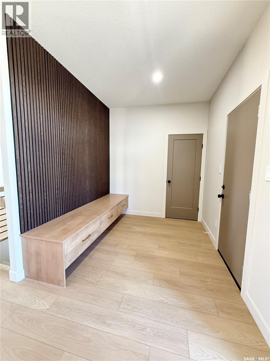 161 Delaet Drive, Weyburn, Saskatchewan  S4H 3B9 - Photo 2 - SK033334