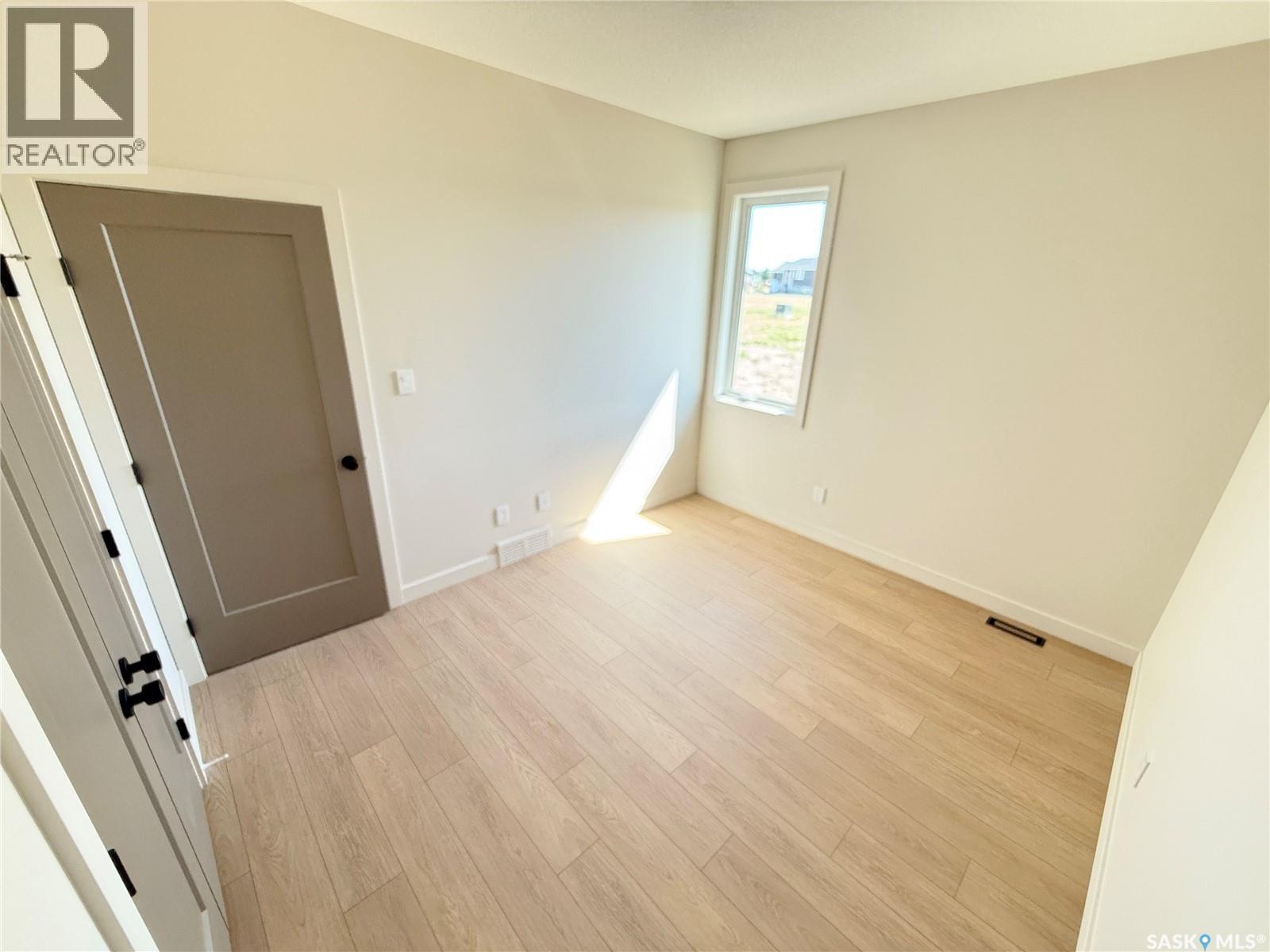 161 Delaet Drive, Weyburn, Saskatchewan  S4H 3B9 - Photo 24 - SK033334