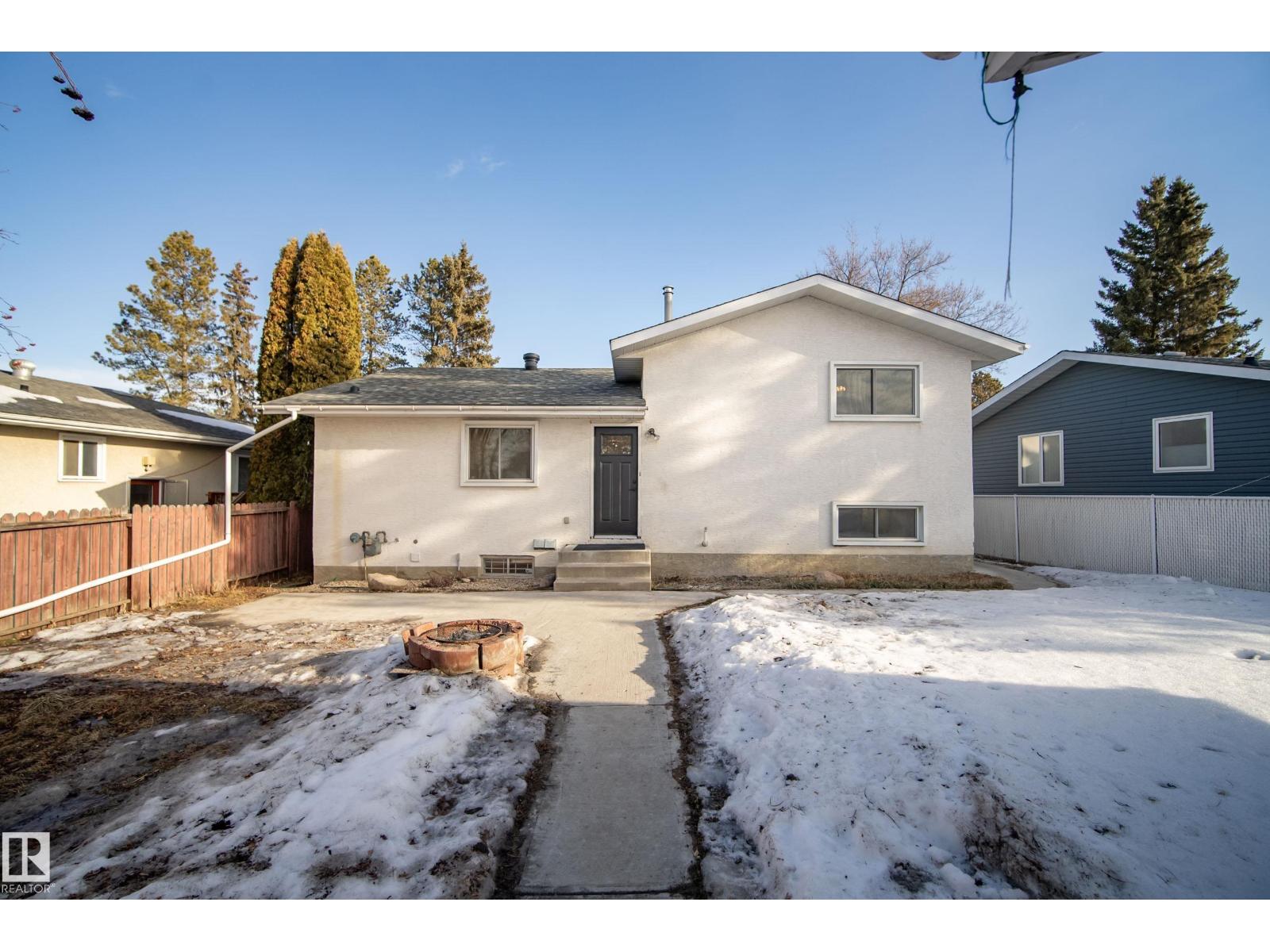 712 Knottwood Rd Nw, Edmonton, Alberta  T6K 1X9 - Photo 44 - E4483097