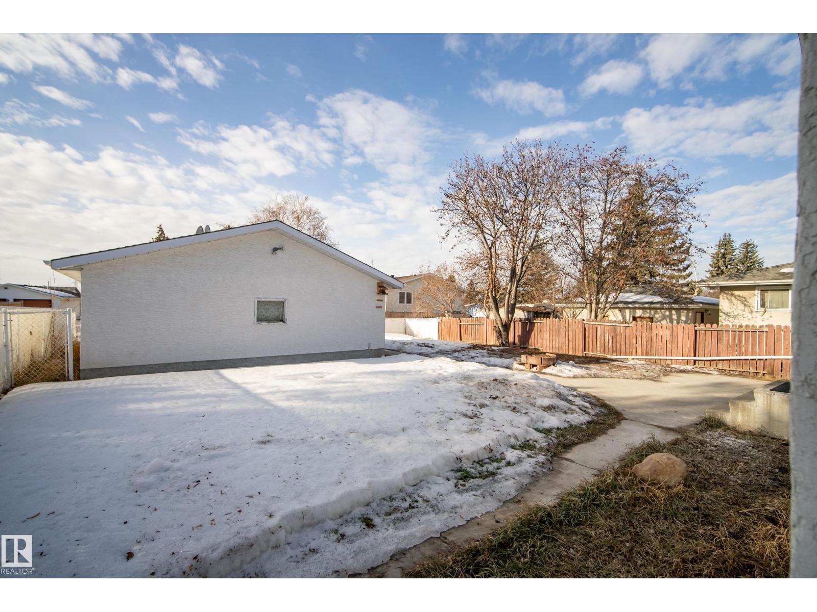 712 Knottwood Rd Nw, Edmonton, Alberta  T6K 1X9 - Photo 45 - E4483097