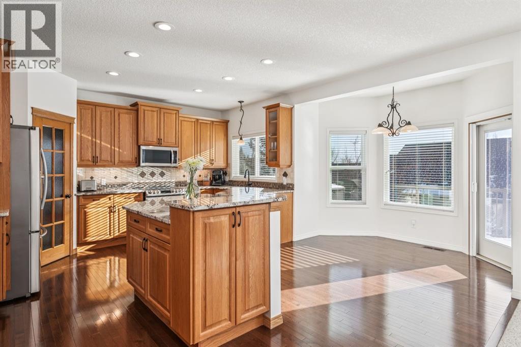 2715 Evercreek Bluffs Way SW, Calgary, Alberta  T2Y 4V7 - Photo 11 - A2287400