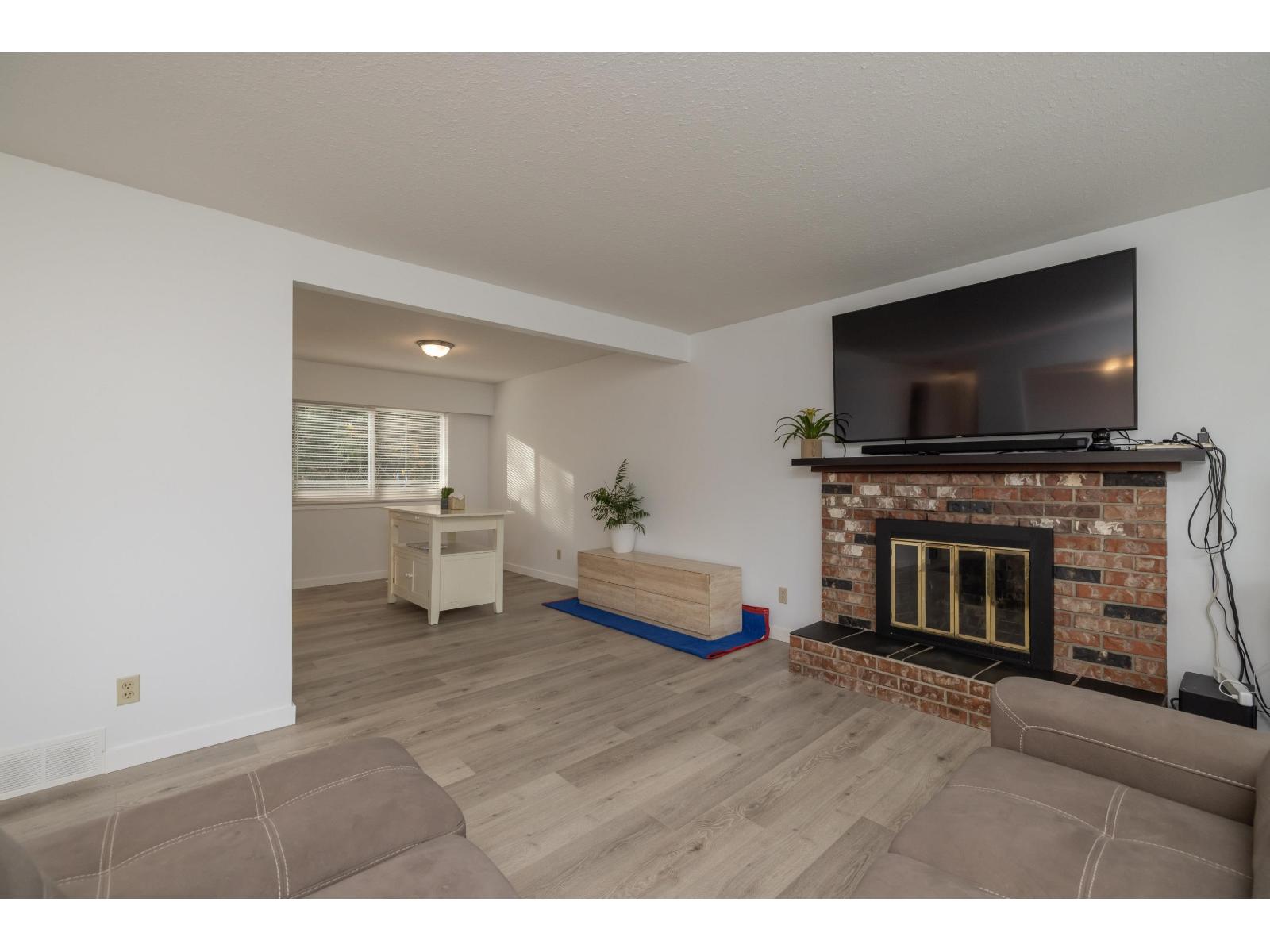 32410 Diamond Avenue, Mission, British Columbia  V2V 1M2 - Photo 8 - R3063720