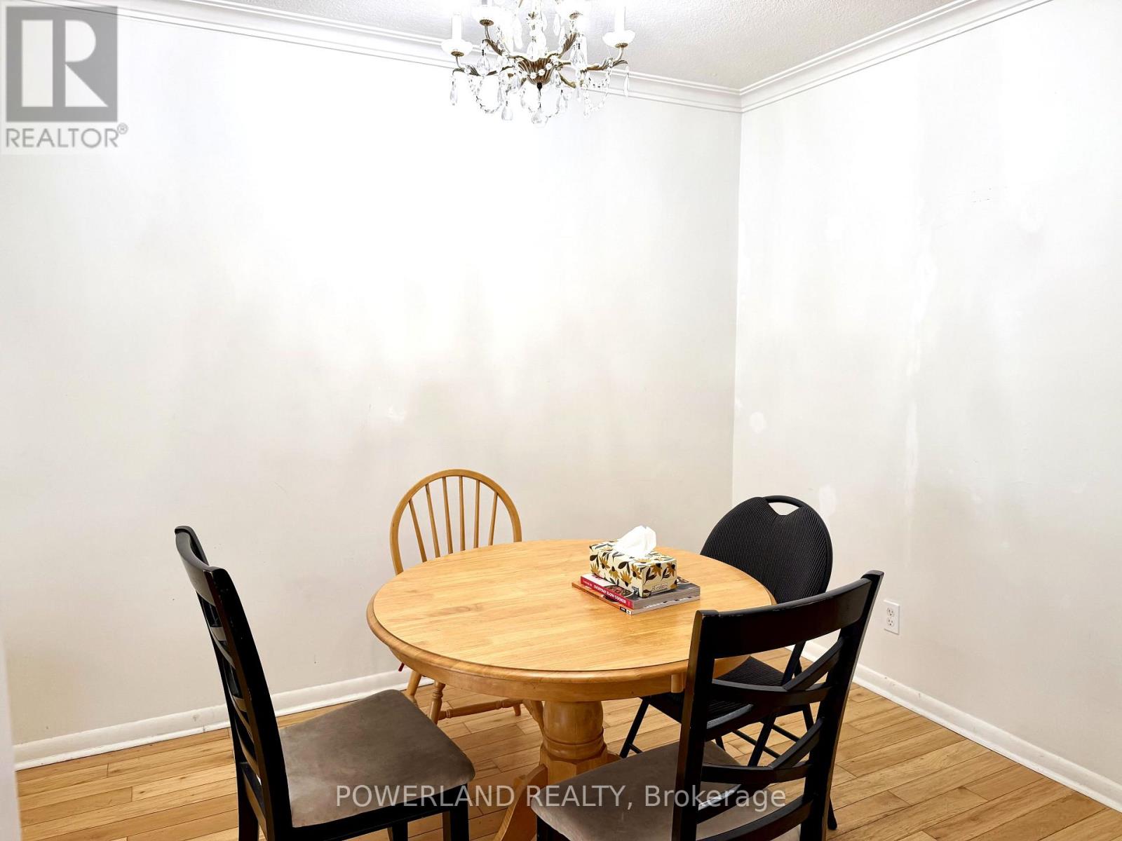 Main Floor - 72 Pynford Crescent, Toronto, Ontario  M3A 1W8 - Photo 4 - C13015106