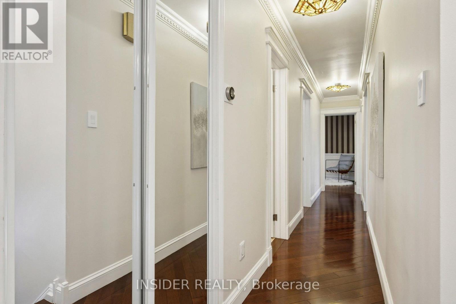 2078 Stanfield Road, Mississauga, Ontario  L4Y 1R5 - Photo 11 - W12988866