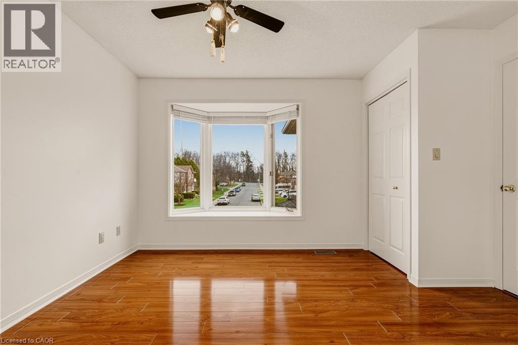 90 Lynnette Drive, Hamilton, Ontario  L9B 2M5 - Photo 35 - 40822128