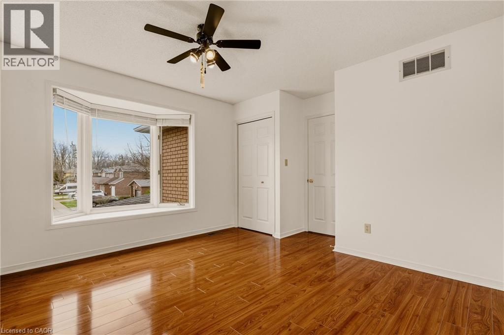 90 Lynnette Drive, Hamilton, Ontario  L9B 2M5 - Photo 36 - 40822128