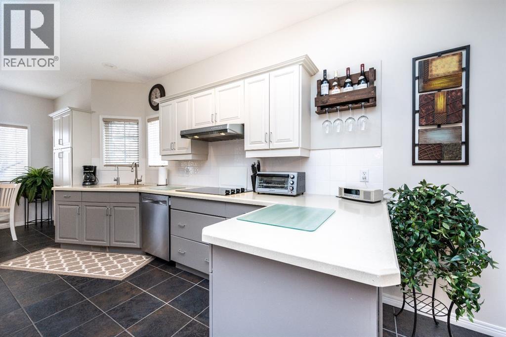 7, 6841 Coach Hill Road Sw, Calgary, Alberta  T3H 3T9 - Photo 4 - A2300018