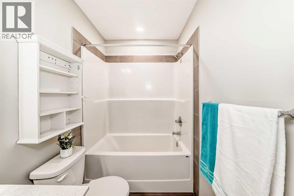 35 Lucas Terrace Nw, Calgary, Alberta  T3P 1P9 - Photo 25 - A2301516