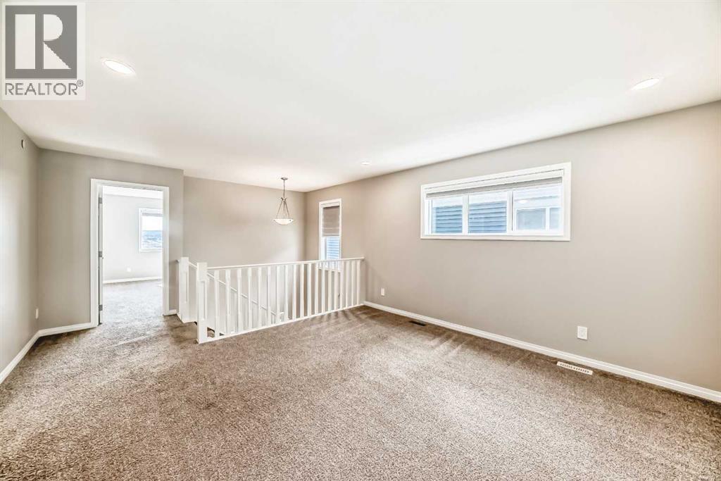 35 Lucas Terrace Nw, Calgary, Alberta  T3P 1P9 - Photo 13 - A2301516