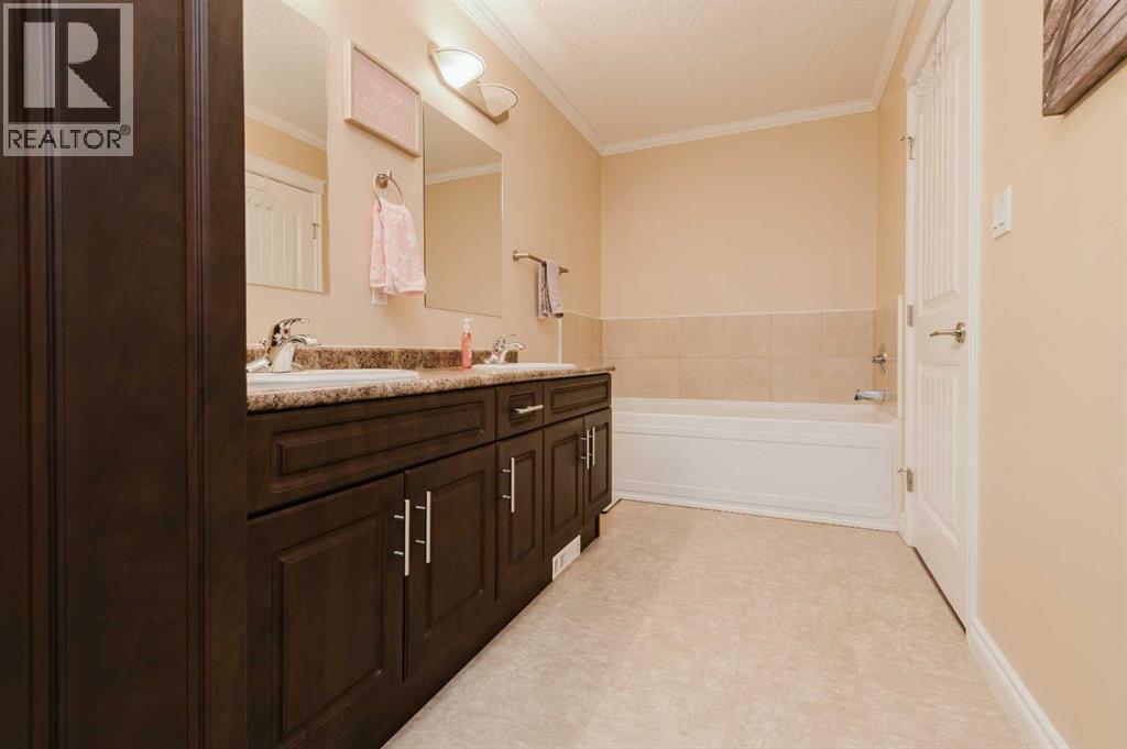 309, 10615 88 Street, Grande Prairie, Alberta  T8X 1P5 - Photo 19 - A2301587