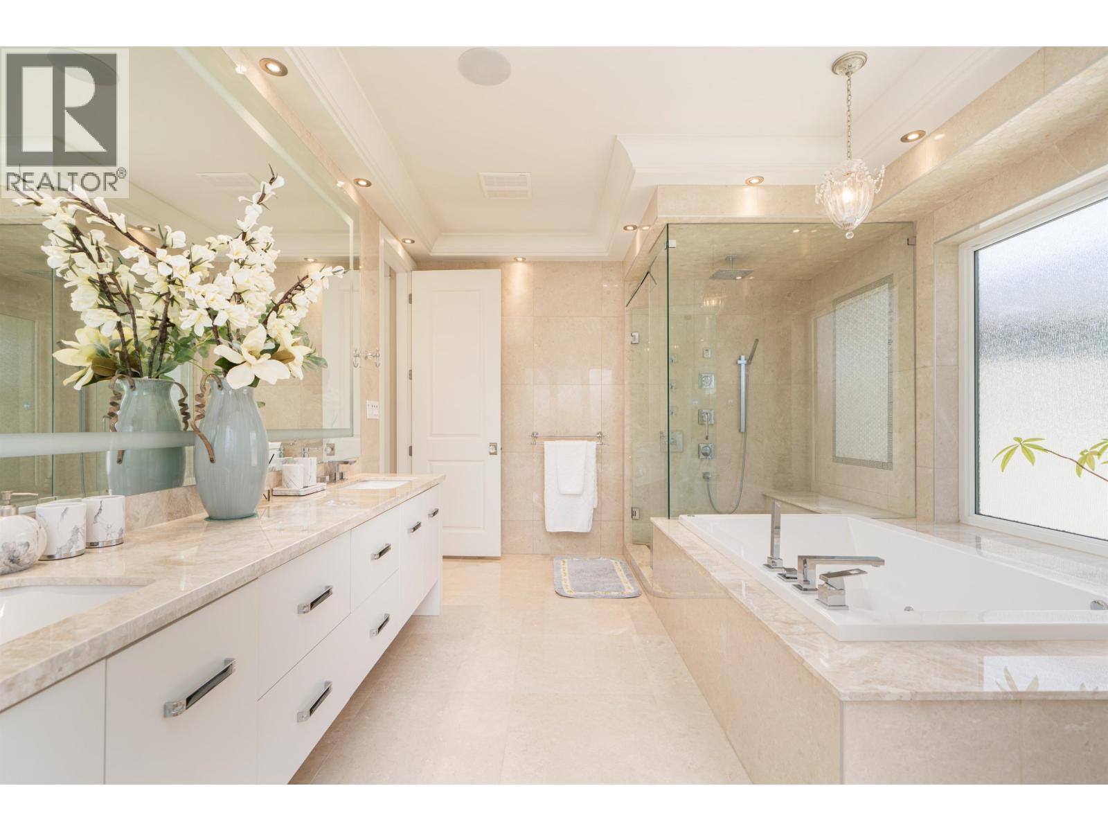 10820 Forrilon Place, Richmond, British Columbia  V7A 4G8 - Photo 21 - R3064551