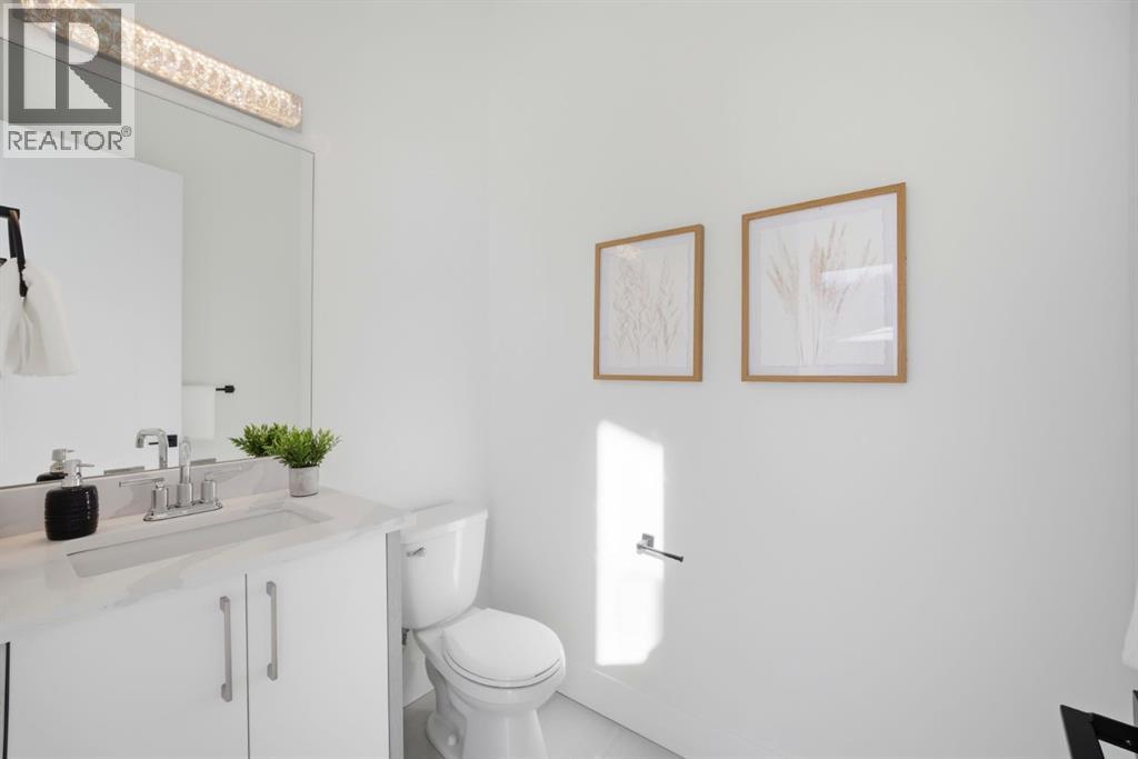 8518 & 8520 33 Avenue Nw, Calgary, Alberta  T3B 1M1 - Photo 27 - A2303226