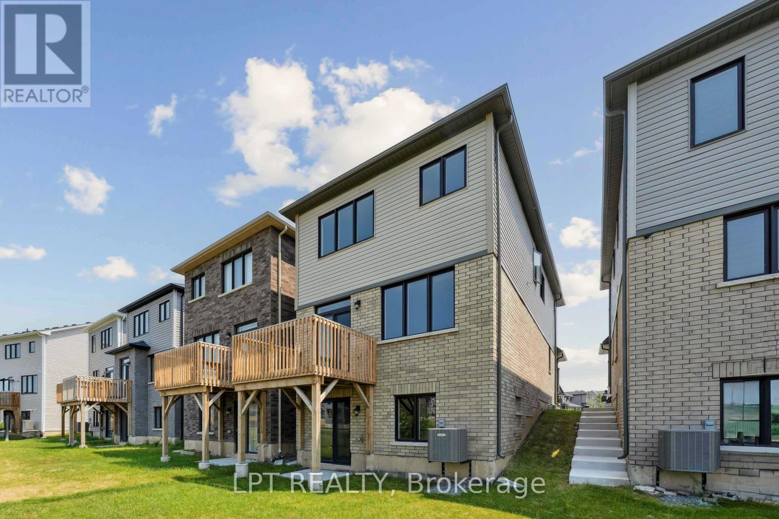 171 Vanilla Trail, Thorold, Ontario  L2V 0L2 - Photo 38 - X13010326