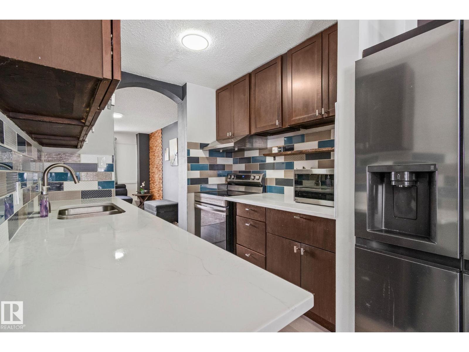 209 Village On The Green Gr Nw, Edmonton, Alberta  T5A 1H2 - Photo 8 - E4483060