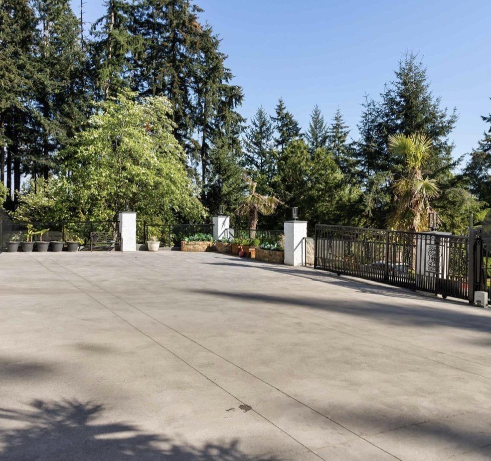 14203 Trites Road, Surrey, British Columbia  V3X 3E7 - Photo 2 - R3109487