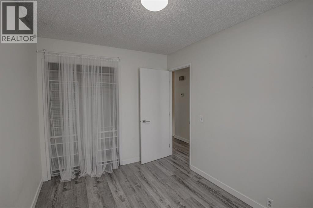 8408 Berkley Road Nw, Calgary, Alberta  T3K 1B4 - Photo 14 - A2302329