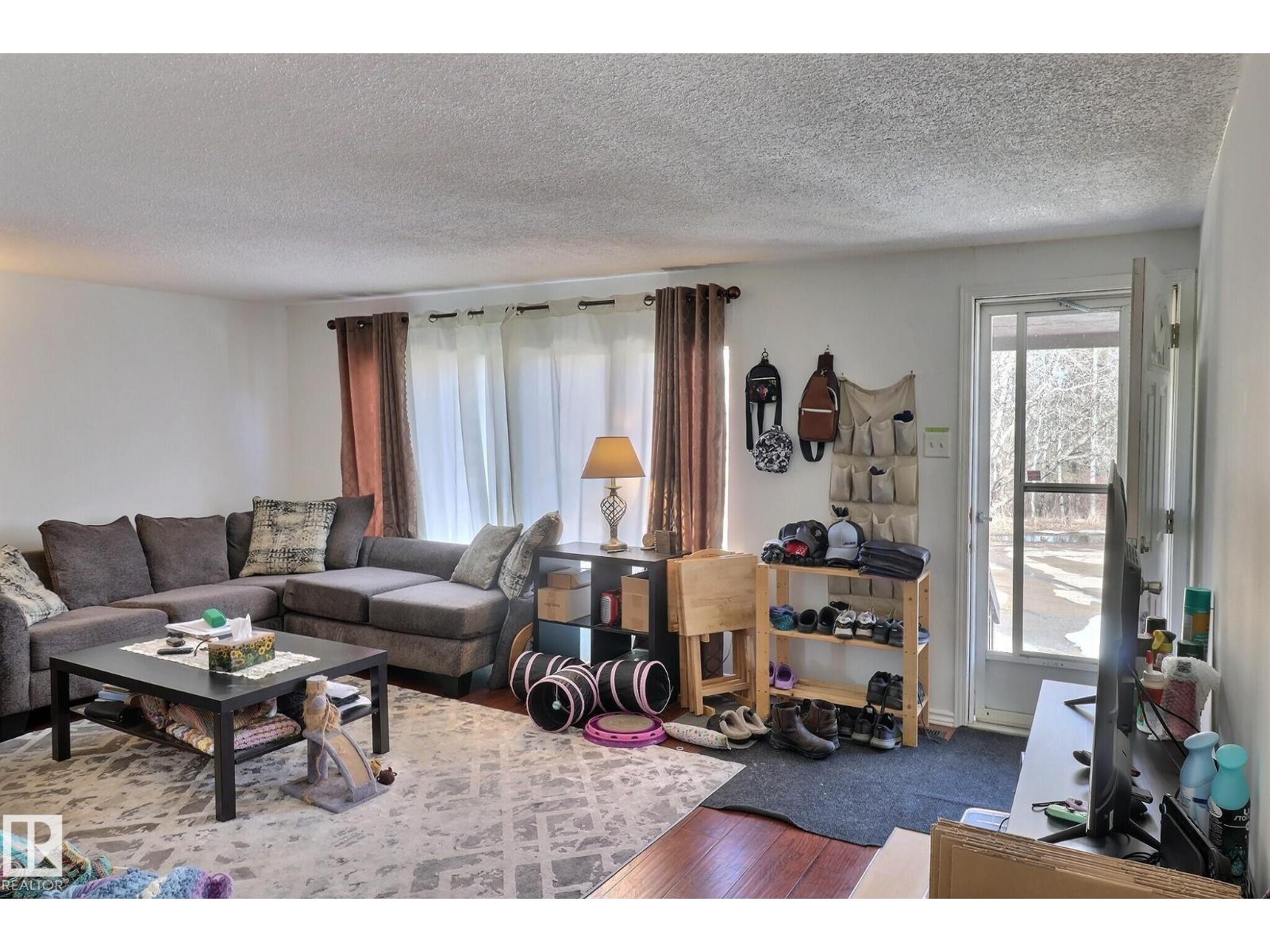 460 Evergreen Pa Nw, Edmonton, Alberta  T5Y 4M2 - Photo 3 - E4483098