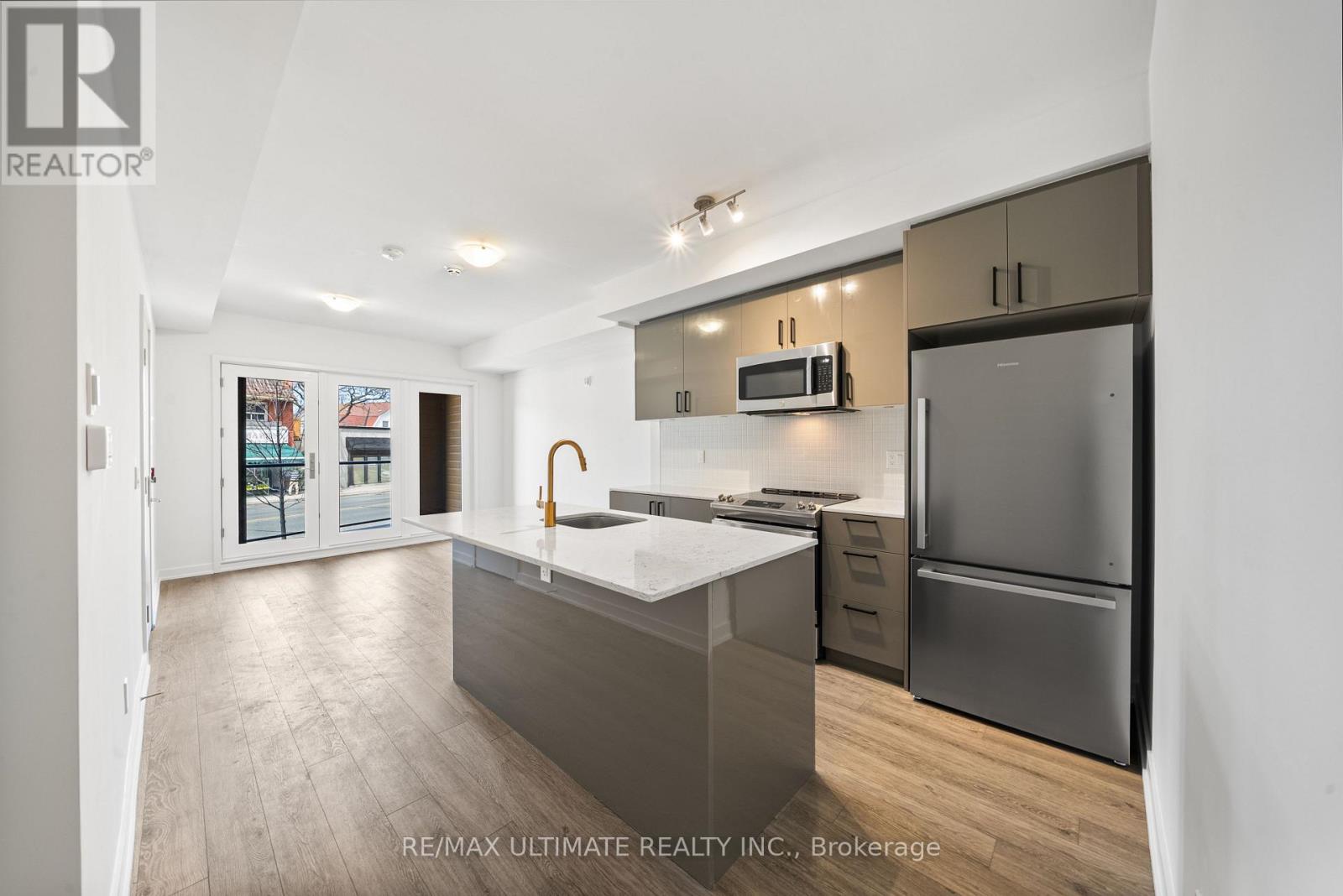 34 - 35 BIRCHCLIFF AVENUE, Toronto, Ontario