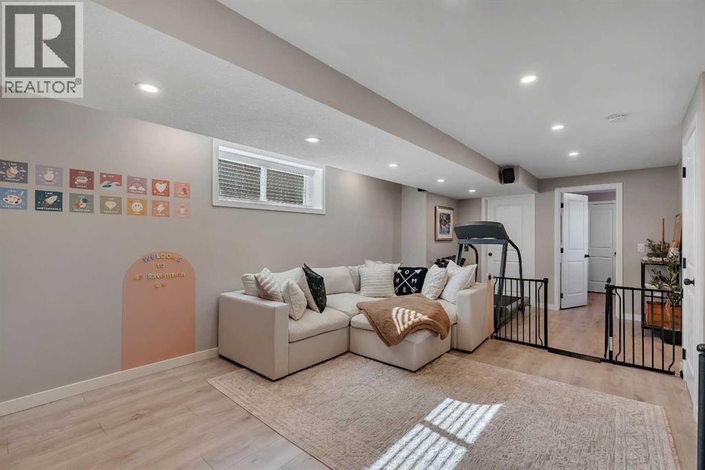 43 Ravenstern Point SE, Airdrie, Alberta  T4A 0W5 - Photo 32 - A2293900