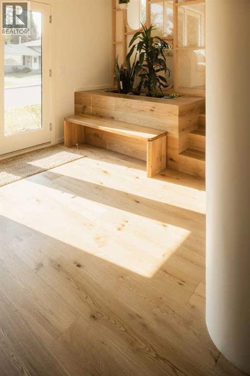 5036 Vanstone Crescent Nw, Calgary, Alberta  T3A 0V9 - Photo 5 - A2300377