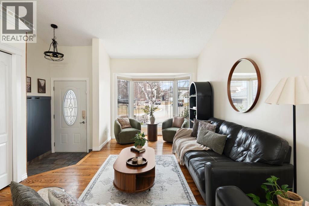 15 Mckinley Place Se, Calgary, Alberta  T2Z 1T8 - Photo 7 - A2301173