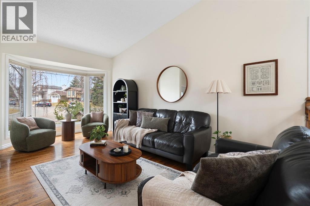 15 Mckinley Place Se, Calgary, Alberta  T2Z 1T8 - Photo 6 - A2301173