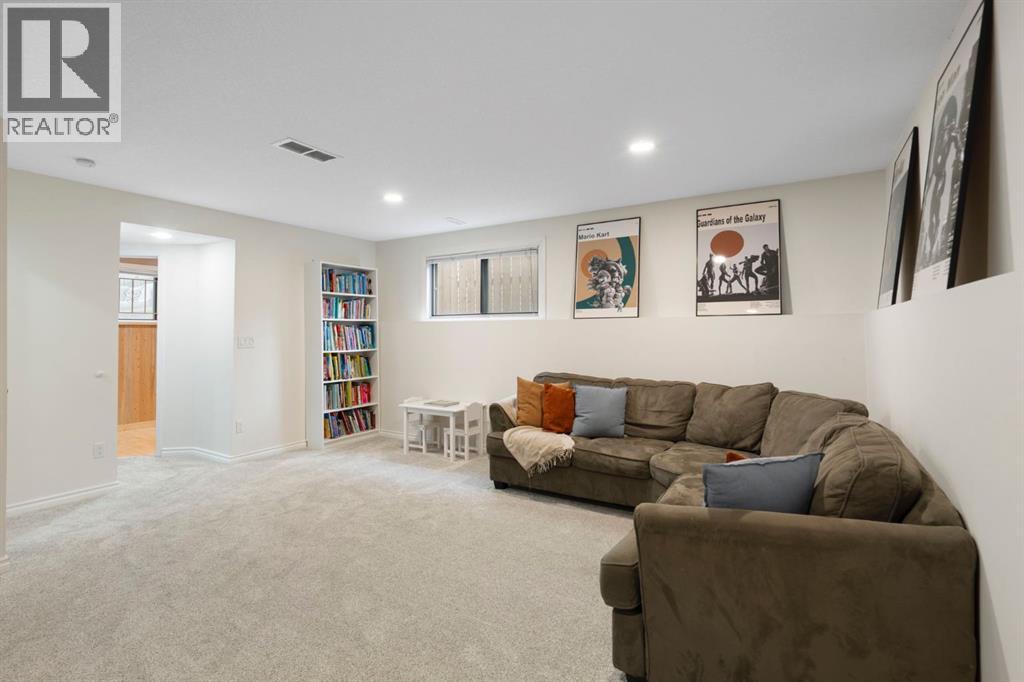 15 Mckinley Place Se, Calgary, Alberta  T2Z 1T8 - Photo 30 - A2301173